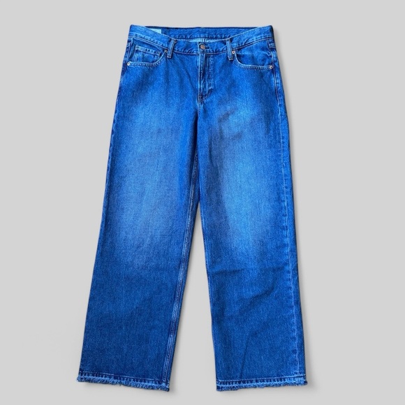 Women’s GAP Low Rise Wide Leg Jeans Ripped Hem (Low Rise Stride) 100% Cotton - Picture 2 of 11